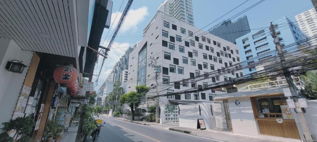 בנגקוק Twenty Three Residence מראה חיצוני תמונה